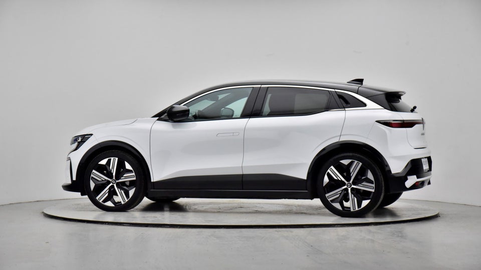 Renault Megane E-Tech 60 Iconic 5d