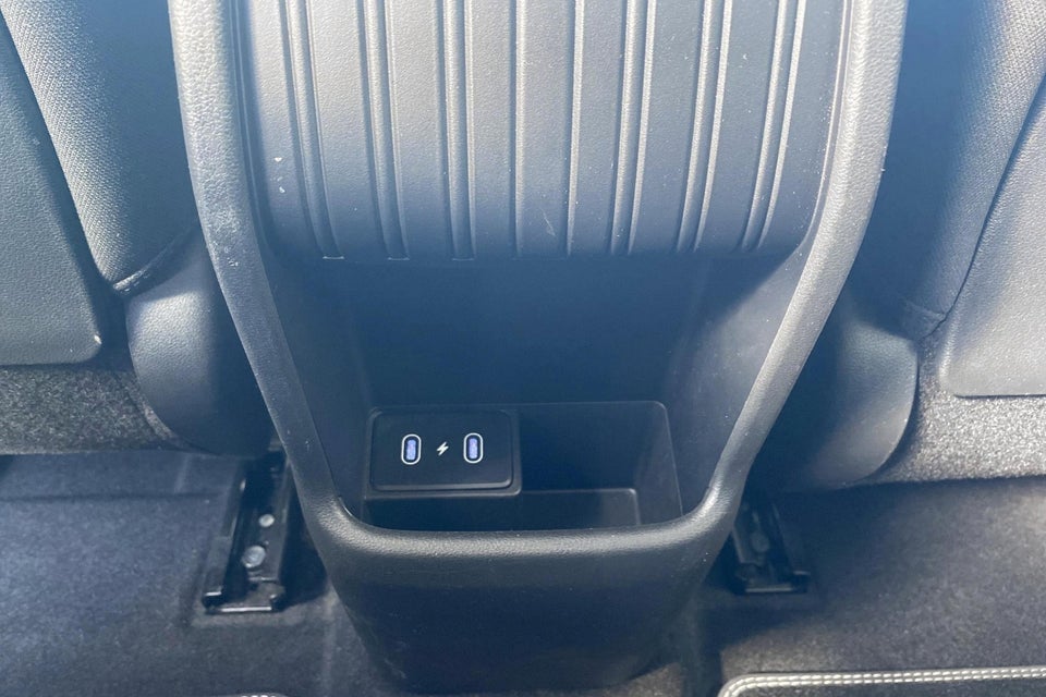 Hyundai Kona 48 EV Essential 5d