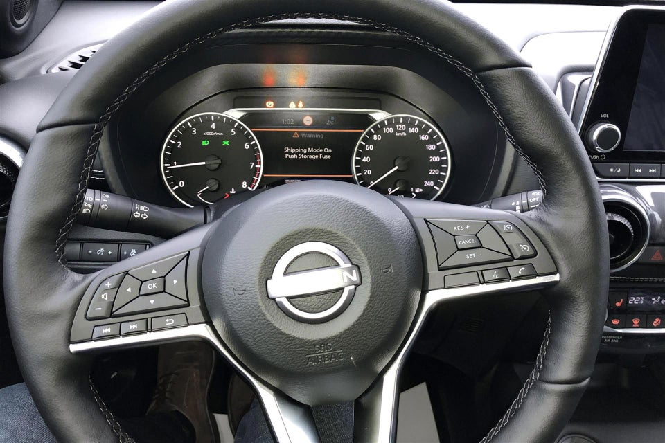 Nissan Juke 1,0 Dig-T 114 N-Connecta 5d