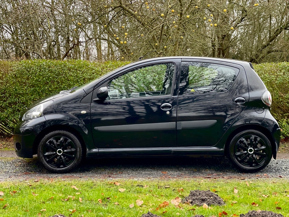 Toyota Aygo 1,0 Black 5d