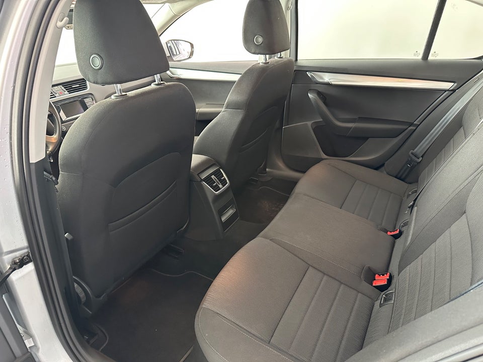 Skoda Octavia 1,4 TSi 140 Elegance DSG 5d