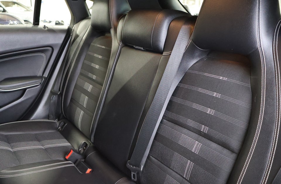 Mercedes CLA200 d 2,2 Urban Shooting Brake aut. 5d