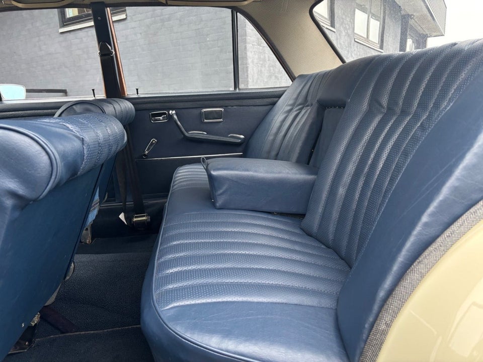 Mercedes 280 S 2,8  4d