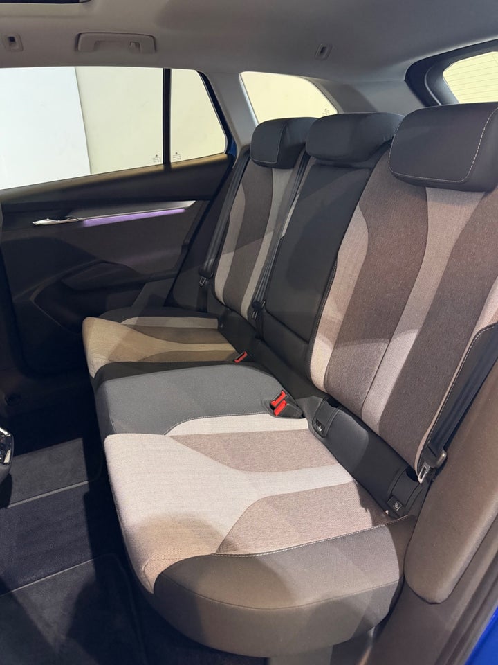 Skoda Enyaq 80 iV Plus Lodge 5d