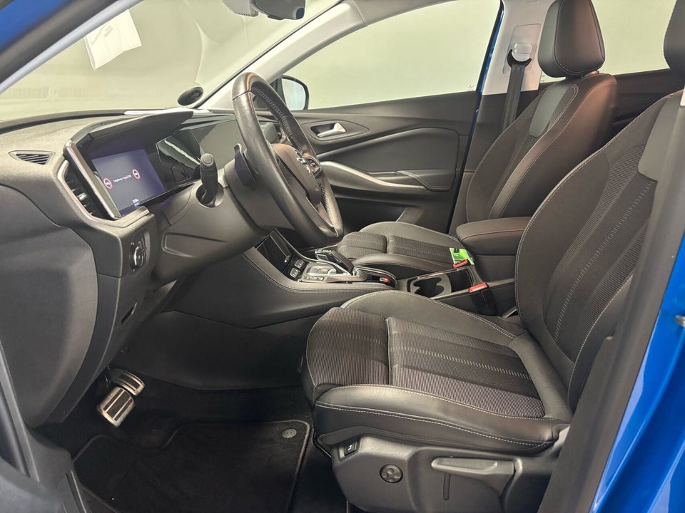 Opel Grandland 1,6 Hybrid Ultimate aut. 5d