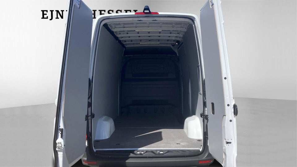 Mercedes Sprinter 317 2,0 CDi A2 Kassevogn PRO aut. RWD
