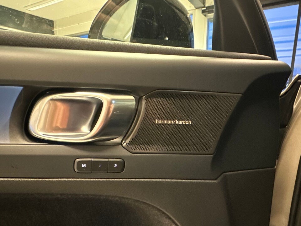 Volvo XC40 ReCharge Extended Range Ultimate 5d