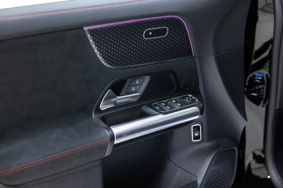 Mercedes EQA350 AMG Advance 4Matic 5d