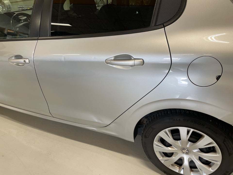 Peugeot 208 1,6 BlueHDi 100 Active 5d