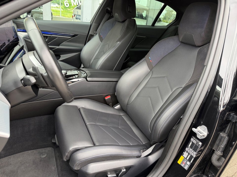 BMW i5 eDrive40 M-Sport 4d