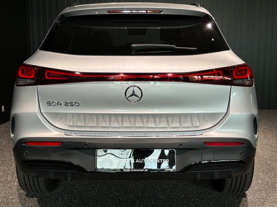 Mercedes EQA250 AMG Line 5d