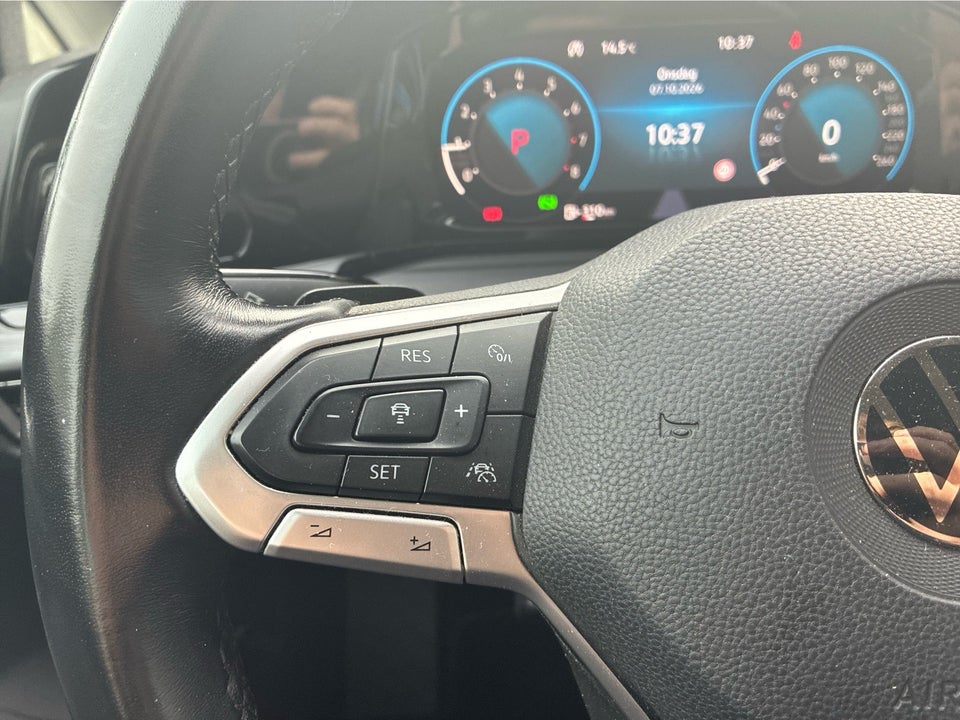 VW Golf VIII 1,5 eTSi 150 Life DSG 5d
