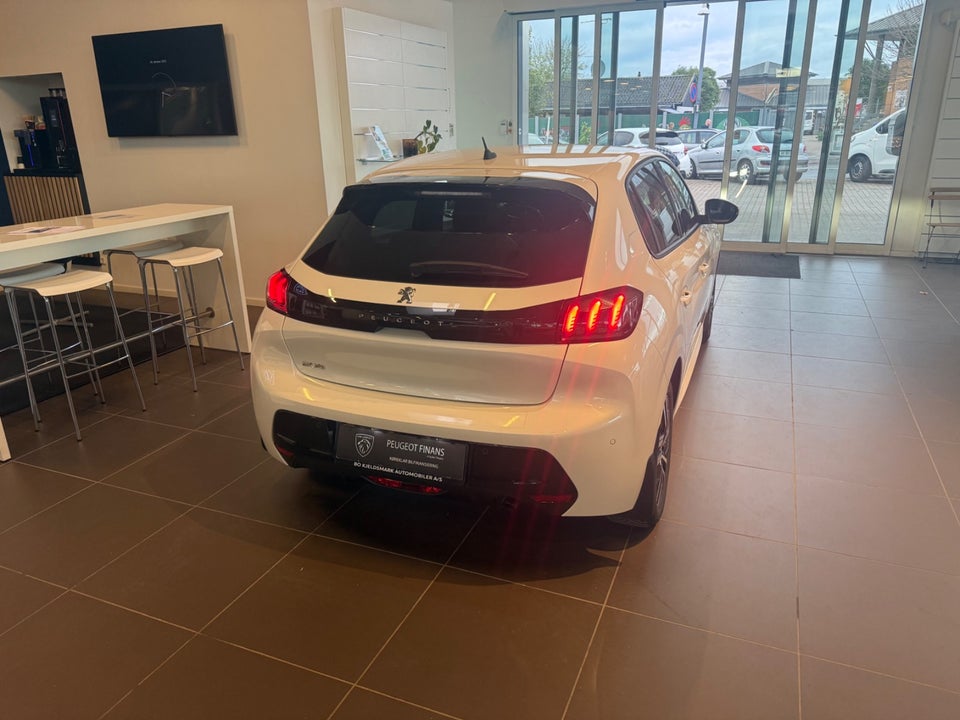 Peugeot 208 1,2 PureTech 100 Platin Sport 5d