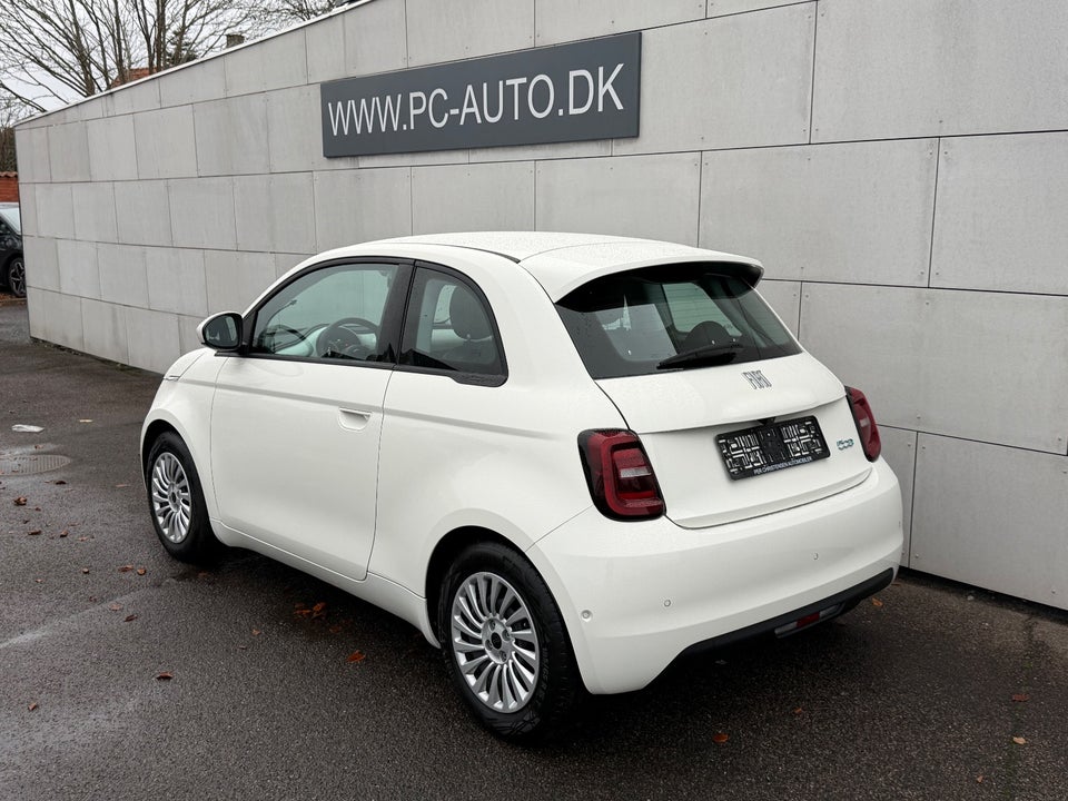 Fiat 500e 42 Icon 3d