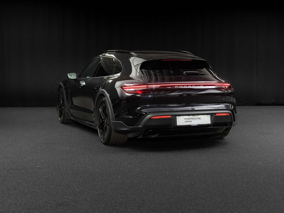 Porsche Taycan 4 Performance+ Cross Turismo 5d