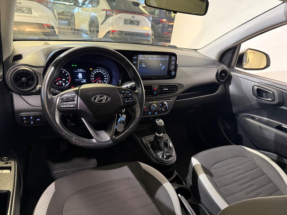Hyundai i10 1,0 MPi Essential 5d
