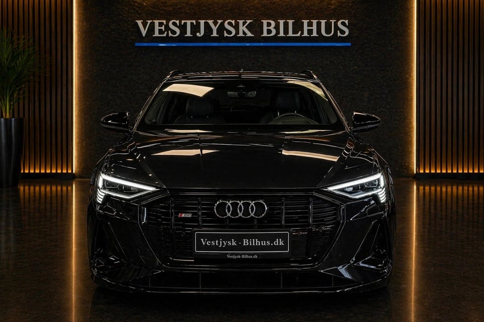 Audi e-tron 55 S-line quattro 5d