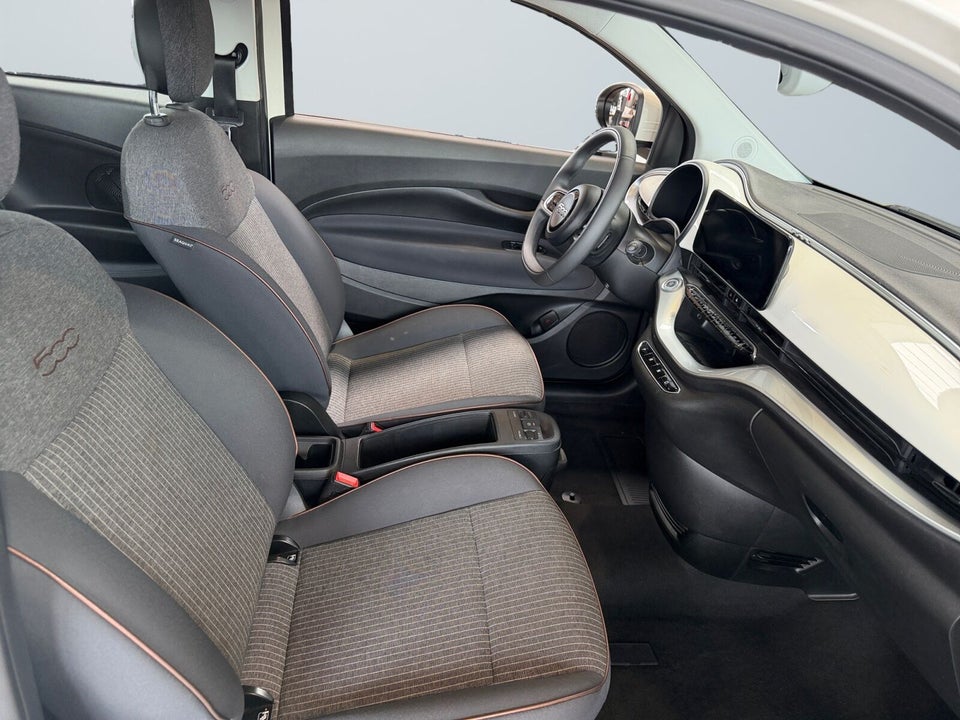 Fiat 500e 42 Icon 3d