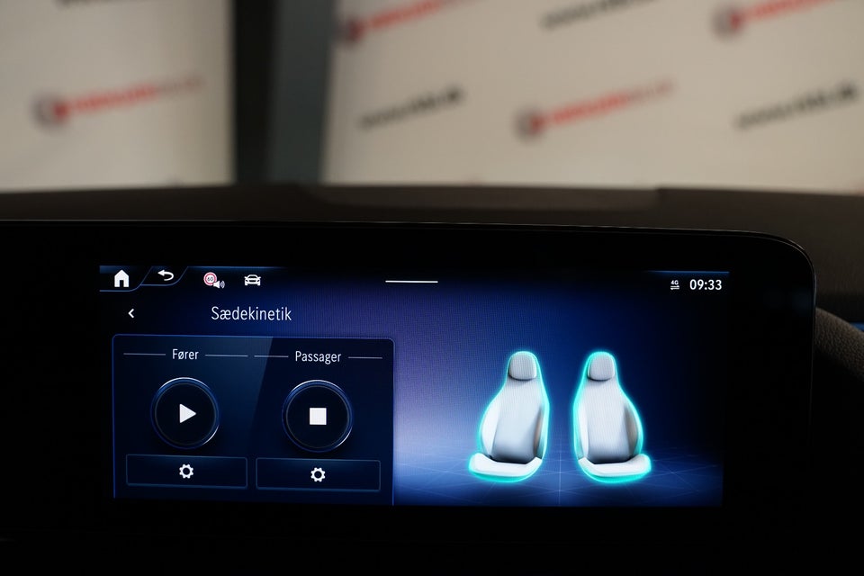 Mercedes EQA300 Progressive 4Matic 5d