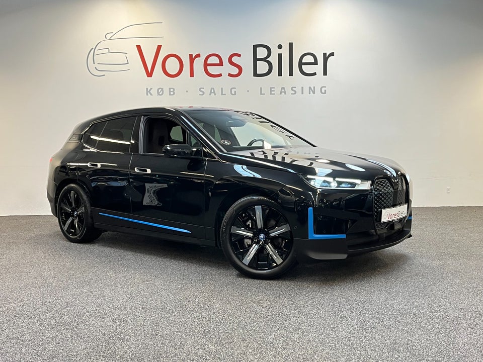 BMW iX xDrive40 5d