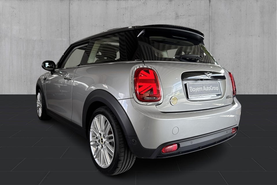 MINI Cooper SE Classic Trim 3d