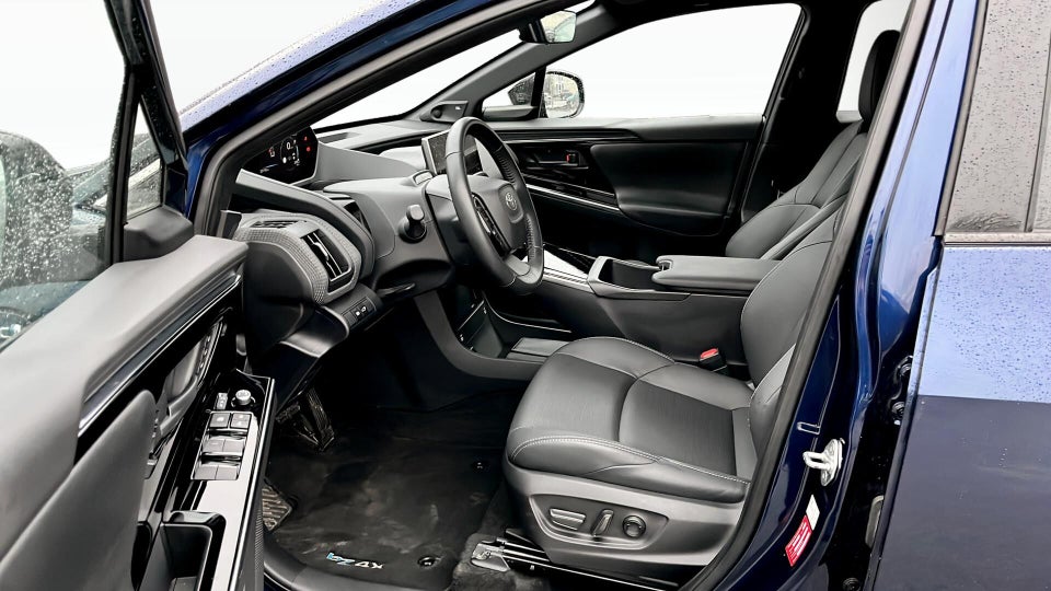 Toyota bZ4X Executive 5d