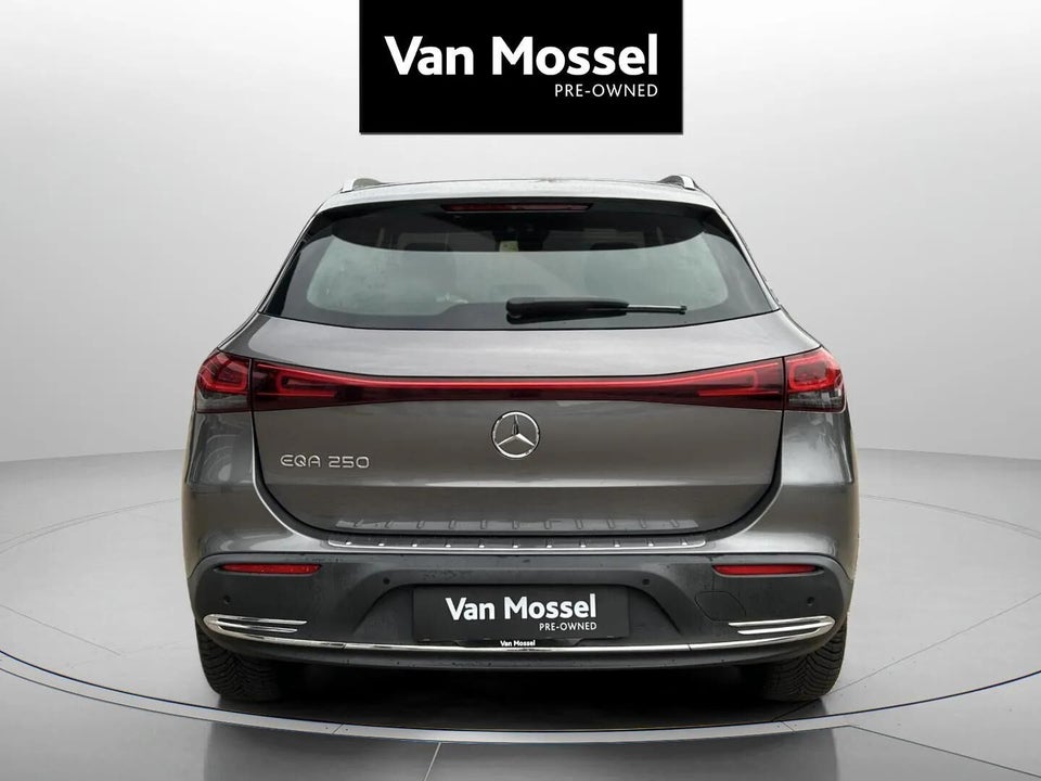 Mercedes EQA250 Progressive 5d