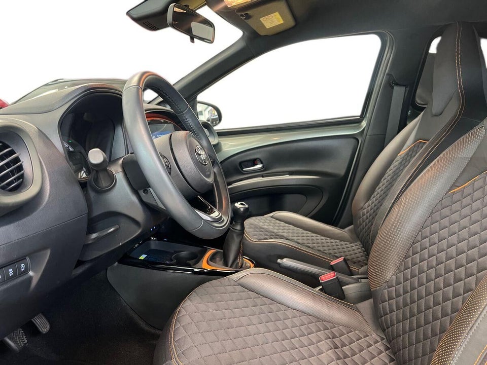 Toyota Aygo X 1,0 Limited 5d