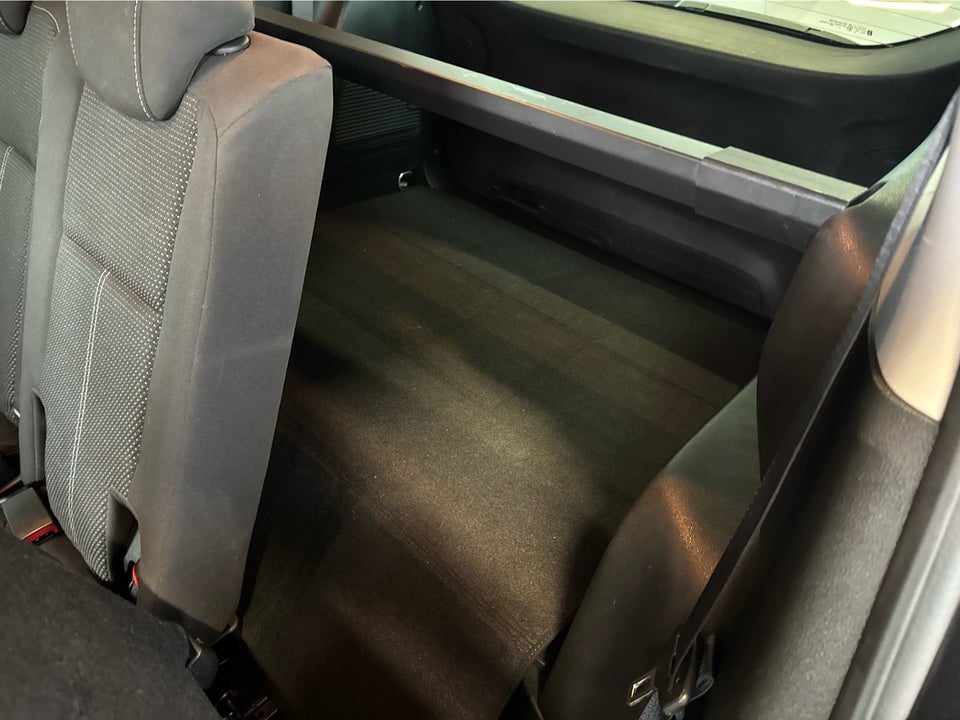 Opel Zafira Tourer 1,6 CDTi 136 Enjoy 7prs 5d