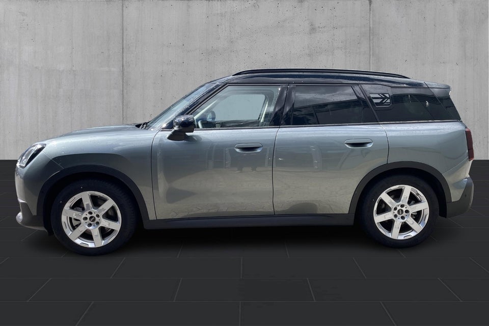 MINI Countryman SE Classic Trim M+ ALL4 5d