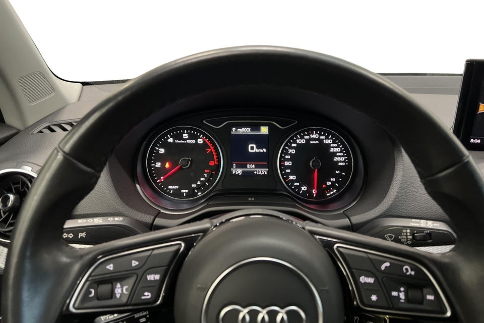 Audi Q2 35 TFSi Prestige S-tr. 5d