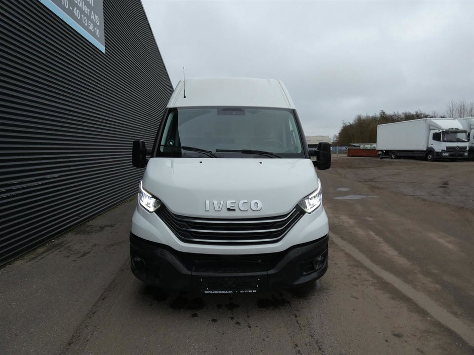 Iveco Daily 3,0 35S18 12m³ Van AG8