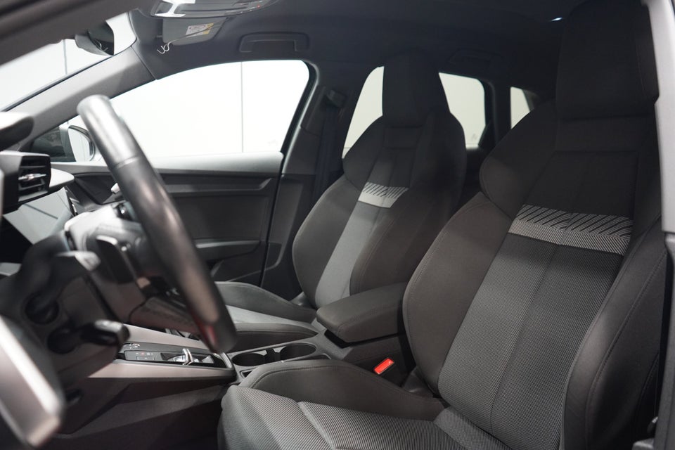 Audi A3 40 TFSi e Prestige Sportback S-tr. 5d