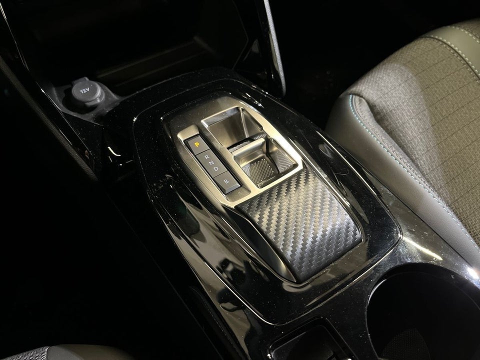 Peugeot e-2008 50 Allure 5d