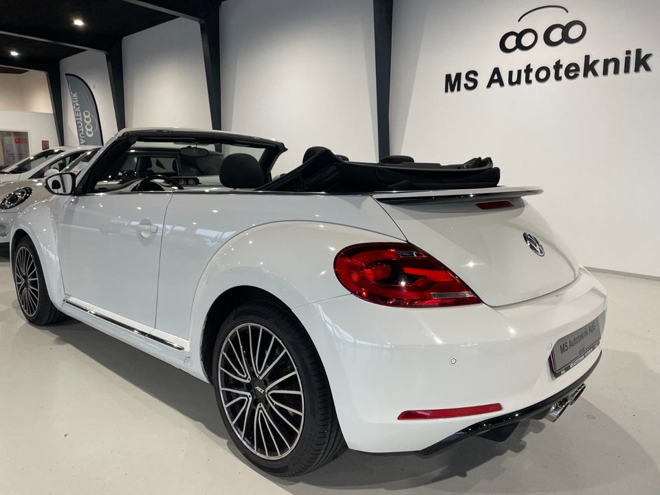VW The Beetle 1,2 TSi 105 Design Cabriolet 2d
