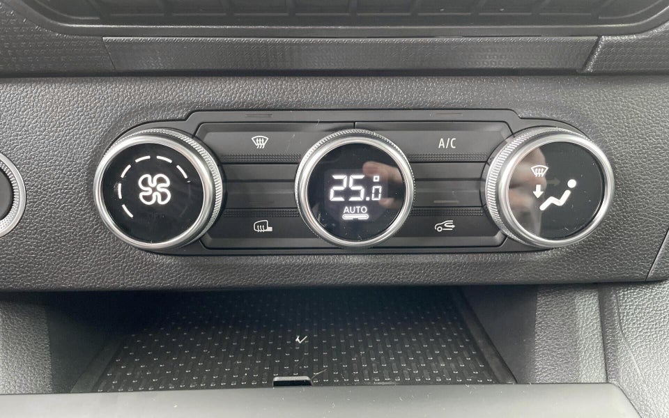 Nissan Townstar 45 N-Connecta L2H1