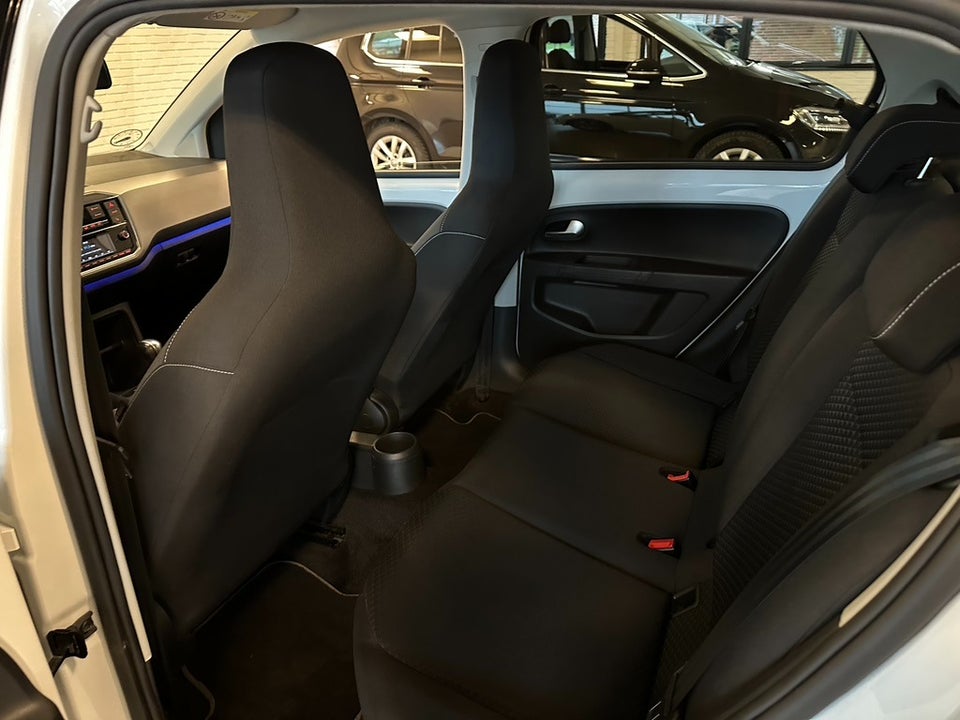 VW e-Up! Move Up! 5d