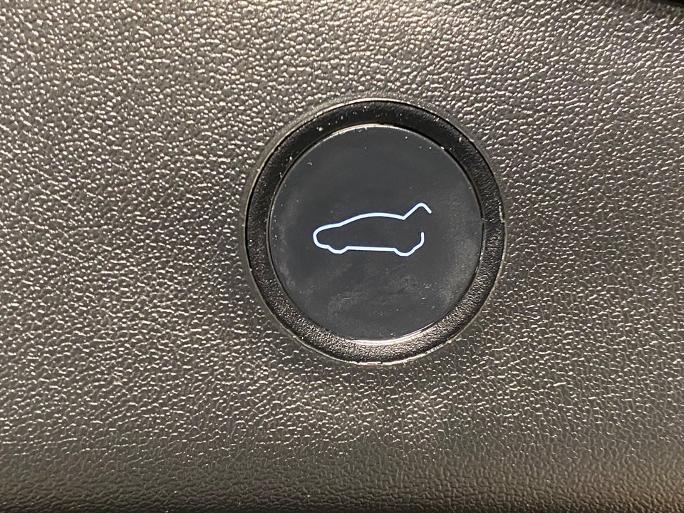 Tesla Model 3 RWD 4d