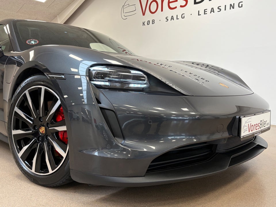 Porsche Taycan 4S Performance+ 4d