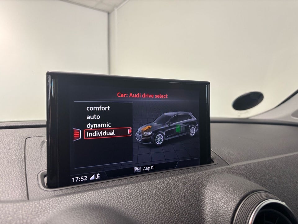 Audi A3 1,4 e-tron Sportback S-tr. 5d