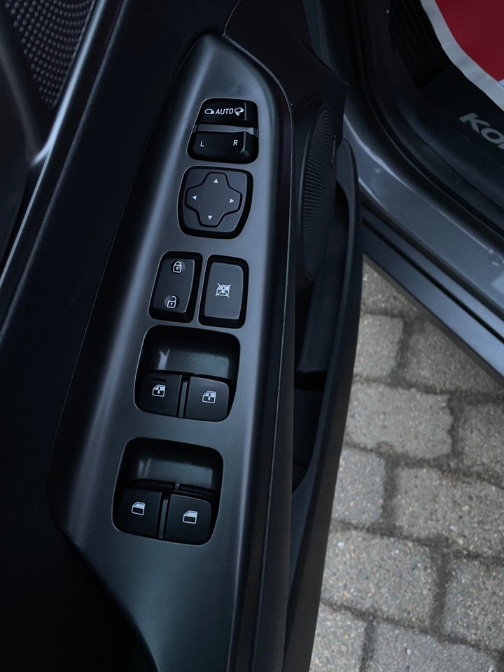 Hyundai Kona 64 EV Advanced Premium 5d