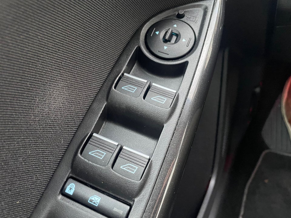 Ford Focus 1,0 SCTi 125 Titanium stc. 5d