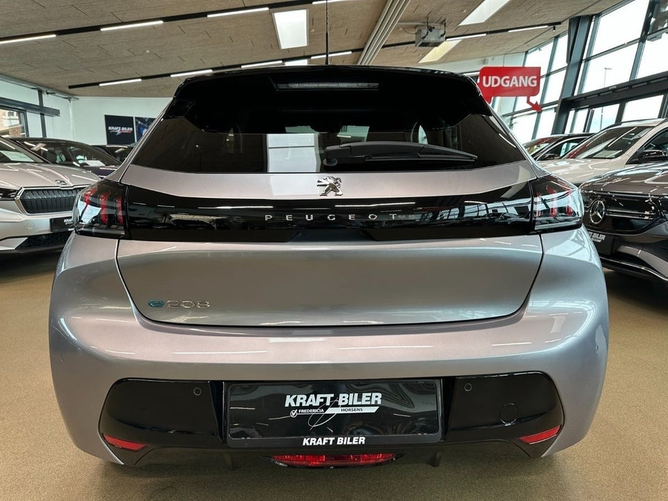 Peugeot e-208 50 Allure 5d