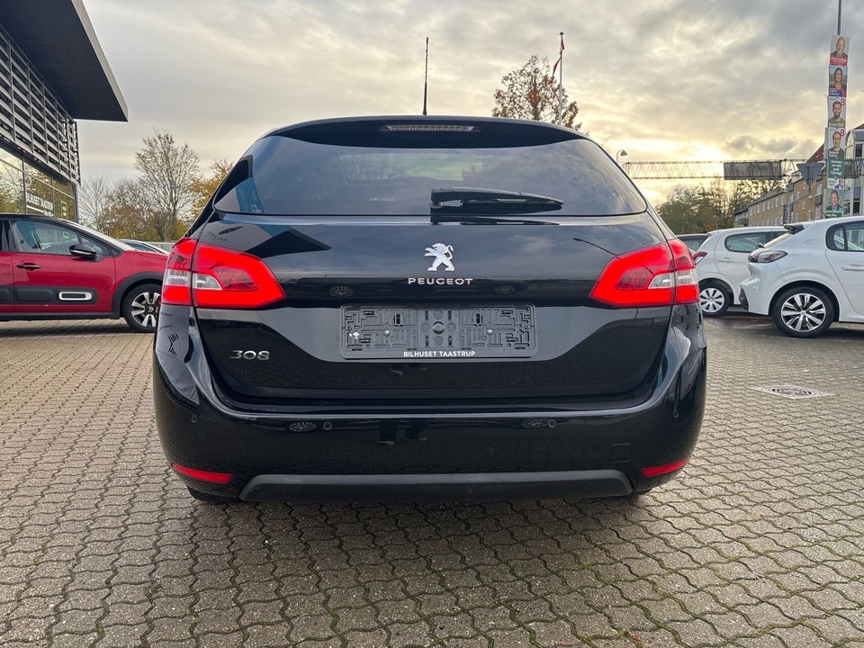 Peugeot 308 1,6 BlueHDi 120 Selection Sky SW 5d