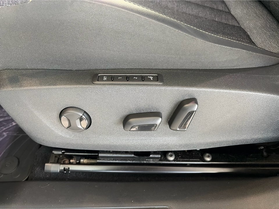 Skoda Elroq 85 iV Maxx 5d