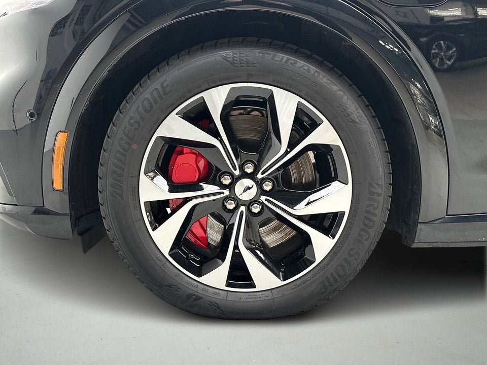 Ford Mustang Mach-E 98 Premium Extended Range AWD 5d