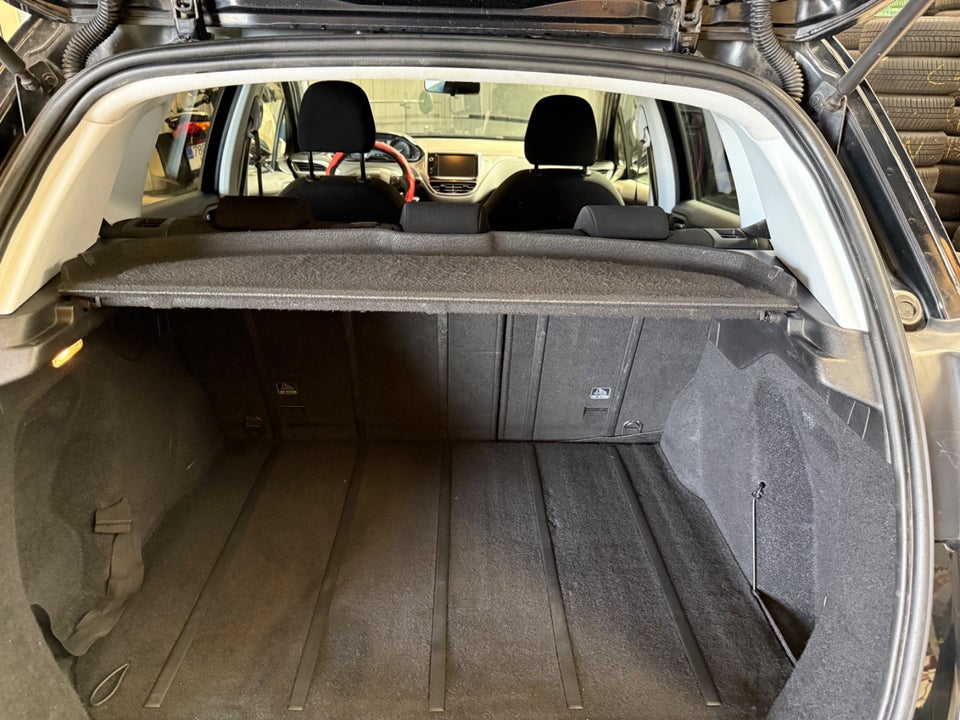 Peugeot 2008 1,2 VTi 82 Access 5d