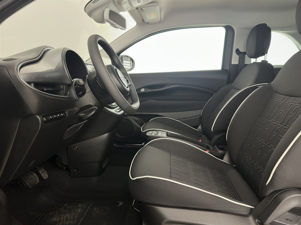 Fiat 500e 42 Icon 3d