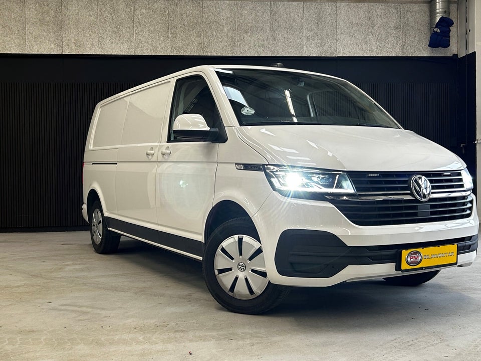 VW Transporter 2,0 TDi 150 Kassevogn lang