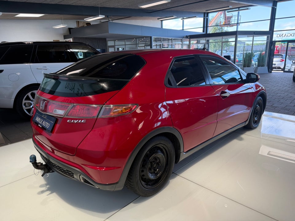 Honda Civic 1,8 Sport 5d